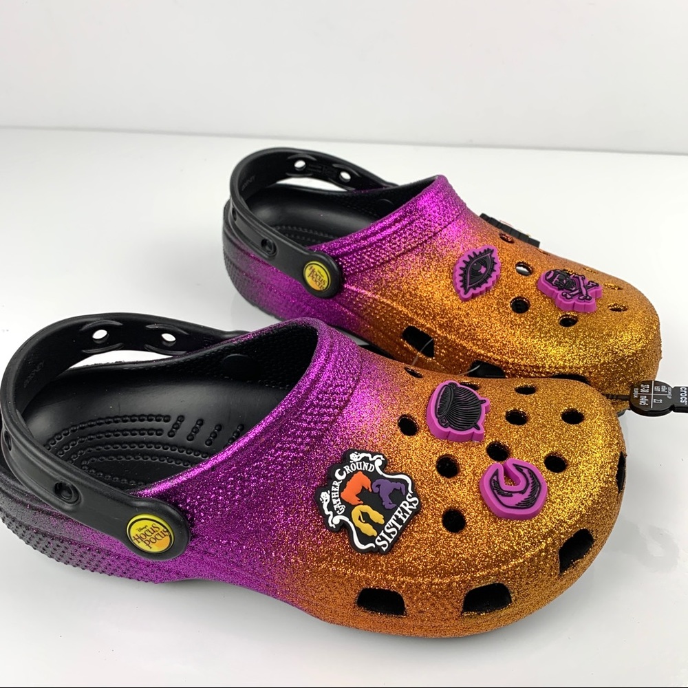 CROCS Classic Disney Hocus Pocus Clogs - Picture 4 of 15